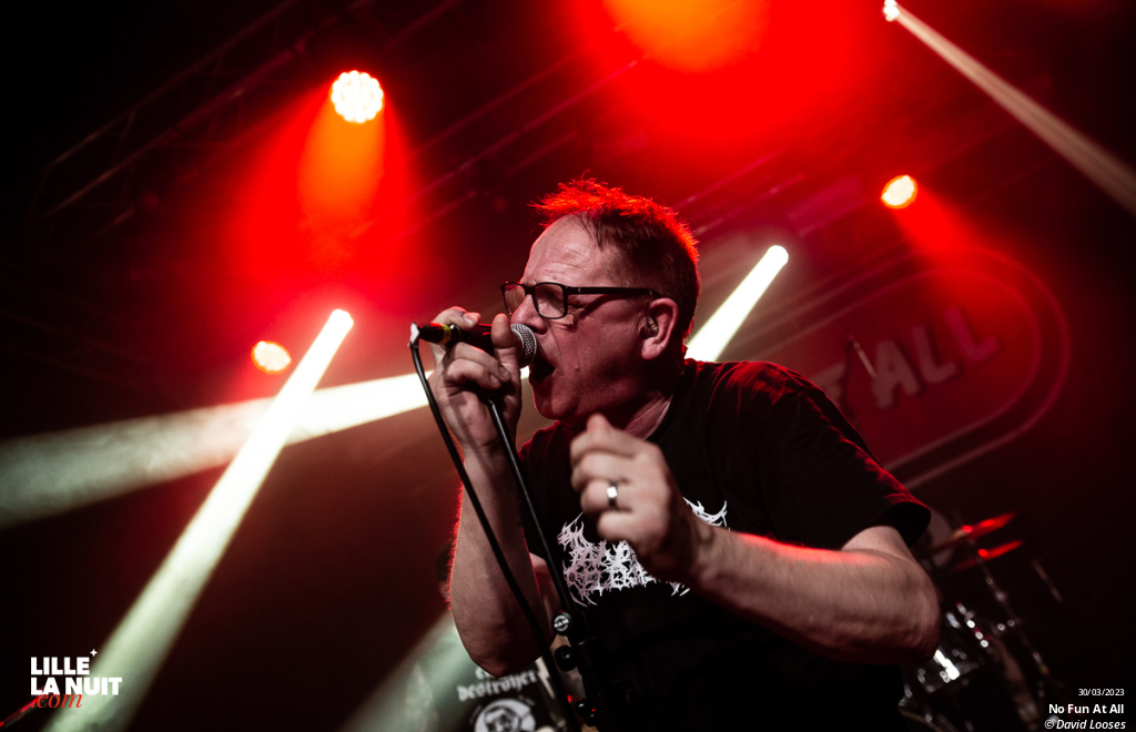 Skate or Die : No Fun At All + Burning Heads + Jodie Faster au Black Lab en live - photo n°14