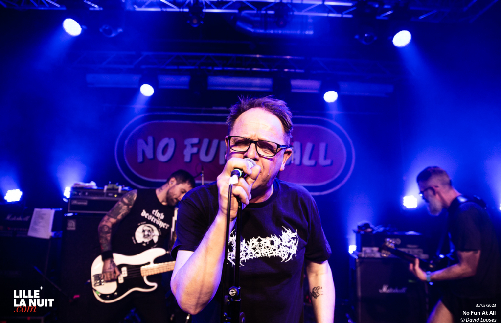 Skate or Die : No Fun At All + Burning Heads + Jodie Faster au Black Lab en live - photo n°1