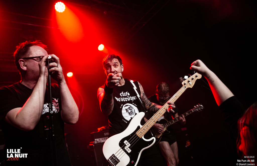 Skate or Die : No Fun At All + Burning Heads + Jodie Faster au Black Lab en live - photo n°15