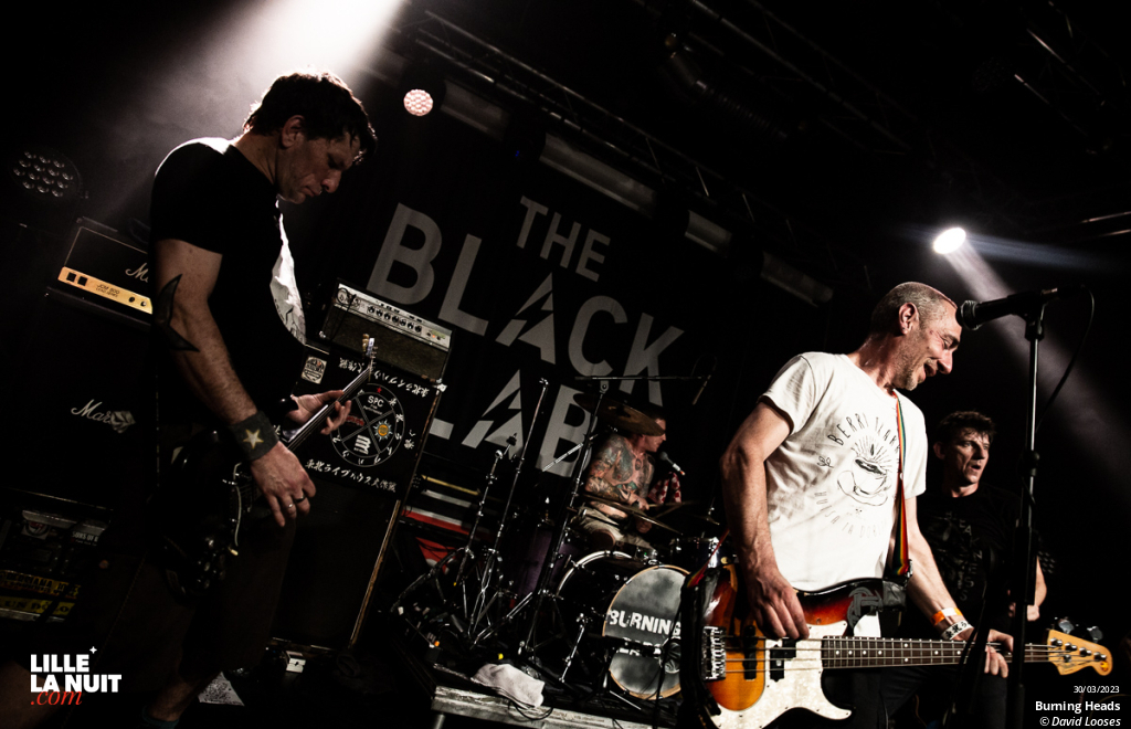 Skate or Die : No Fun At All + Burning Heads + Jodie Faster au Black Lab en live - photo n°5