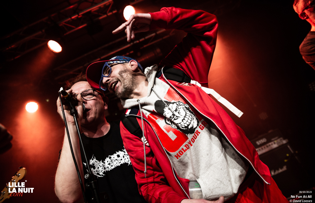 Skate or Die : No Fun At All + Burning Heads + Jodie Faster au Black Lab en live - photo n°11