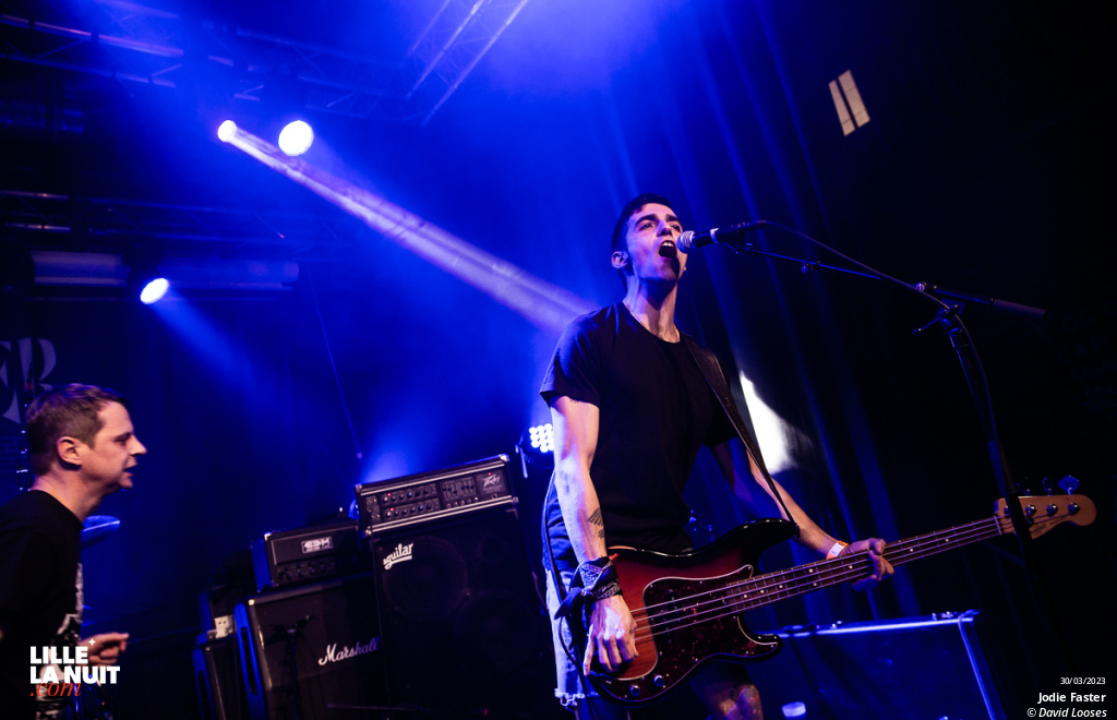 Skate or Die : No Fun At All + Burning Heads + Jodie Faster au Black Lab en live - photo n°1