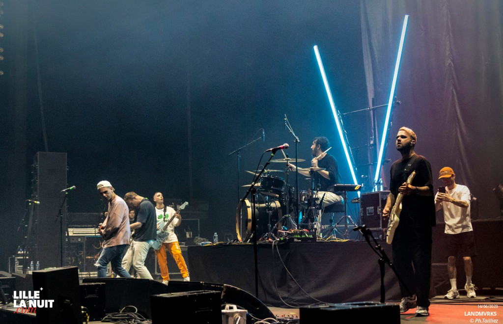 Sum 41 + Fishbone + Landmvrks au Zénith de Lille en live - photo n°5