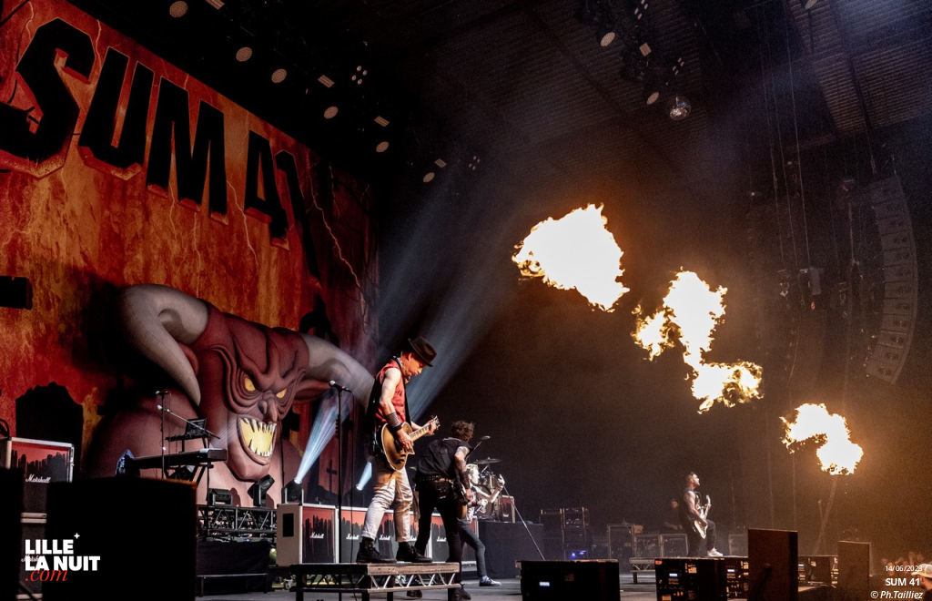 Sum 41 + Fishbone + Landmvrks au Zénith de Lille en live - photo n°3