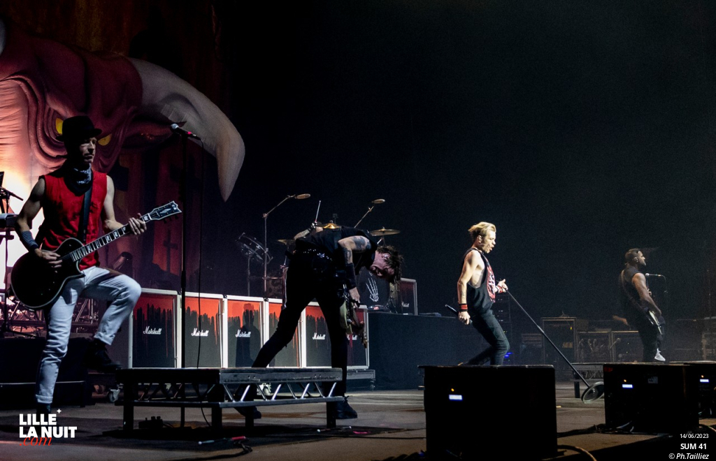 Sum 41 + Fishbone + Landmvrks au Zénith de Lille en live - photo n°9