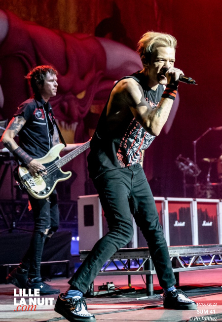 Sum 41 + Fishbone + Landmvrks au Zénith de Lille en live - photo n°8
