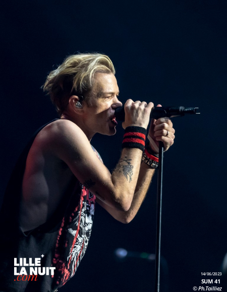 Sum 41 + Fishbone + Landmvrks au Zénith de Lille en live - photo n°26