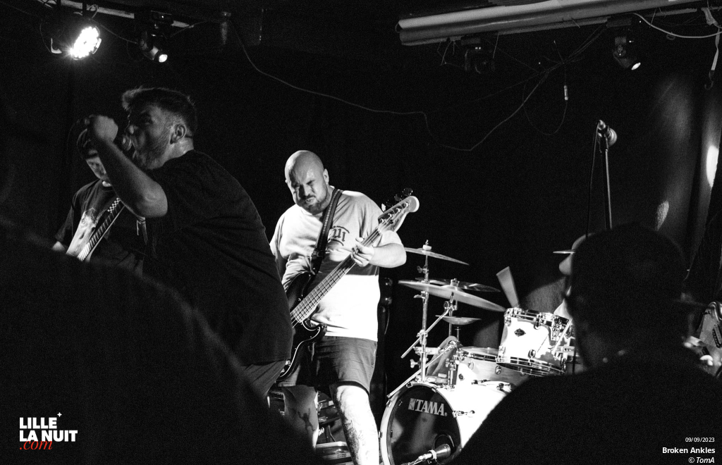 Broken Ankles + Dear Liars + Sick Nerves + November + Morpain à la Brat Cave en live - photo n°3