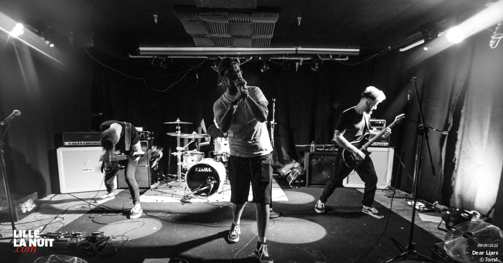 Broken Ankles + Dear Liars + Sick Nerves + November + Morpain à la Brat Cave en live - photo n°1