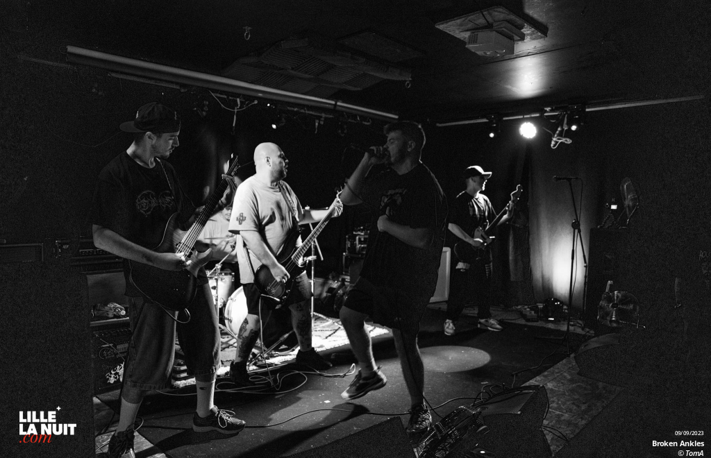 Broken Ankles + Dear Liars + Sick Nerves + November + Morpain à la Brat Cave en live - photo n°5