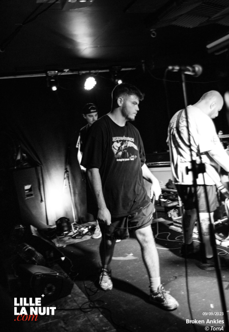 Broken Ankles + Dear Liars + Sick Nerves + November + Morpain à la Brat Cave en live - photo n°6