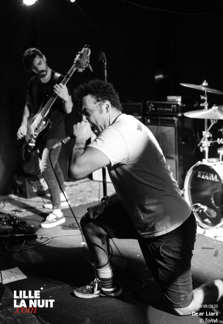 Broken Ankles + Dear Liars + Sick Nerves + November + Morpain à la Brat Cave en live - photo n°14