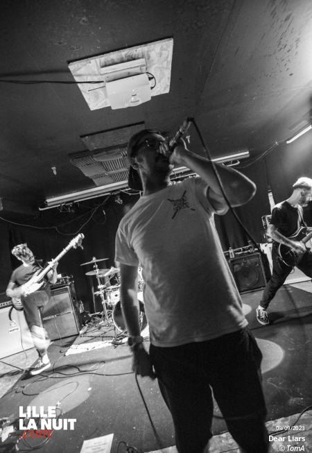 Broken Ankles + Dear Liars + Sick Nerves + November + Morpain à la Brat Cave en live - photo n°12