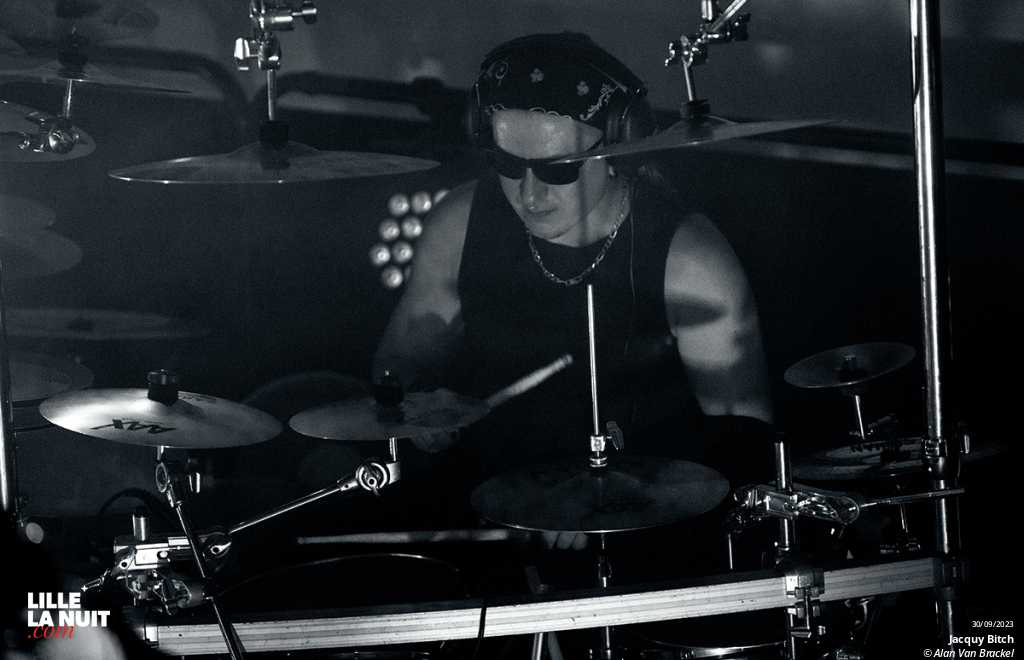 Elise + Bärlin + Jacquy Bitch au Black Lab en live - photo n°2