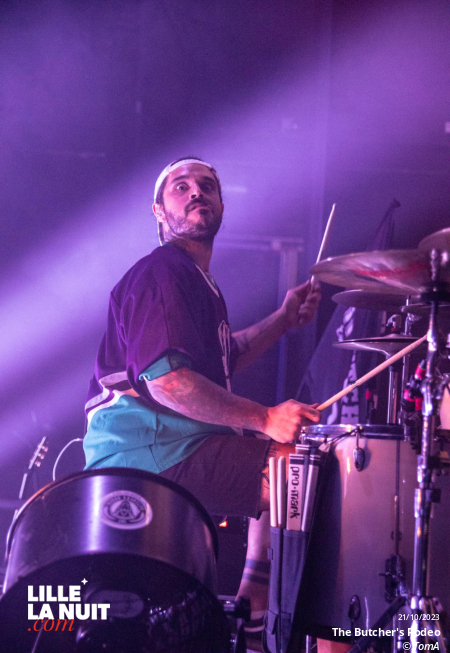 Fighters Night avec Dear Liars + Noise Emission Control + November + The Butcher’s Rodeo à l’espace Gerard Philipe de Wasquehal en live - photo n°33