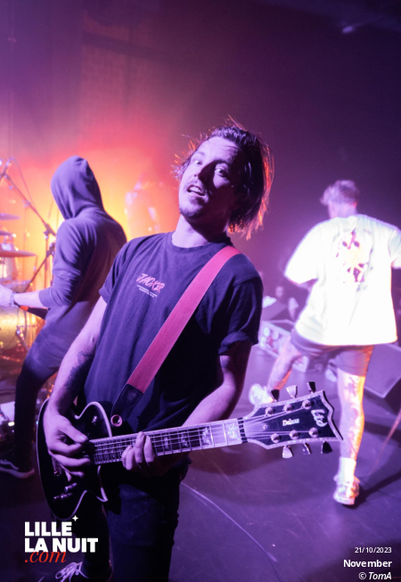 Fighters Night avec Dear Liars + Noise Emission Control + November + The Butcher’s Rodeo à l’espace Gerard Philipe de Wasquehal en live - photo n°15