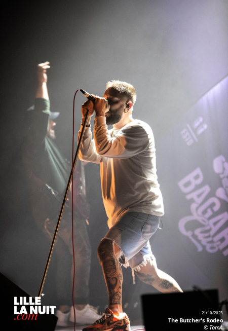 Fighters Night avec Dear Liars + Noise Emission Control + November + The Butcher’s Rodeo à l’espace Gerard Philipe de Wasquehal en live - photo n°3