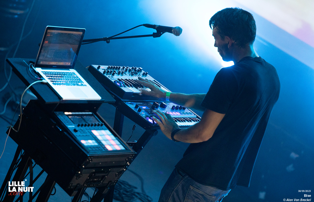 Elise + Bärlin + Jacquy Bitch au Black Lab en live - photo n°18