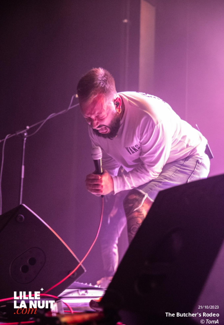 Fighters Night avec Dear Liars + Noise Emission Control + November + The Butcher’s Rodeo à l’espace Gerard Philipe de Wasquehal en live - photo n°35