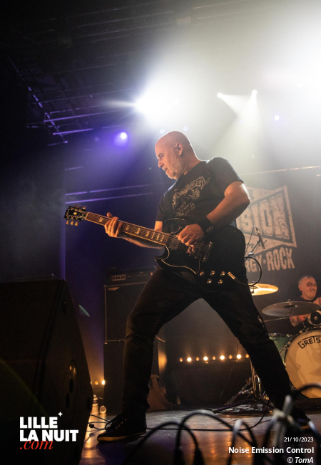 Fighters Night avec Dear Liars + Noise Emission Control + November + The Butcher’s Rodeo à l’espace Gerard Philipe de Wasquehal en live - photo n°3