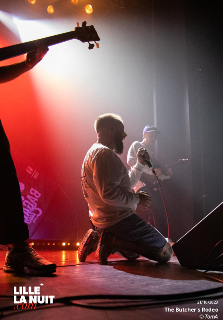 Fighters Night avec Dear Liars + Noise Emission Control + November + The Butcher’s Rodeo à l’espace Gerard Philipe de Wasquehal en live - photo n°36