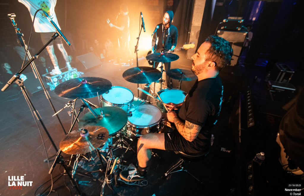 Fighters Night avec Dear Liars + Noise Emission Control + November + The Butcher’s Rodeo à l’espace Gerard Philipe de Wasquehal en live - photo n°12