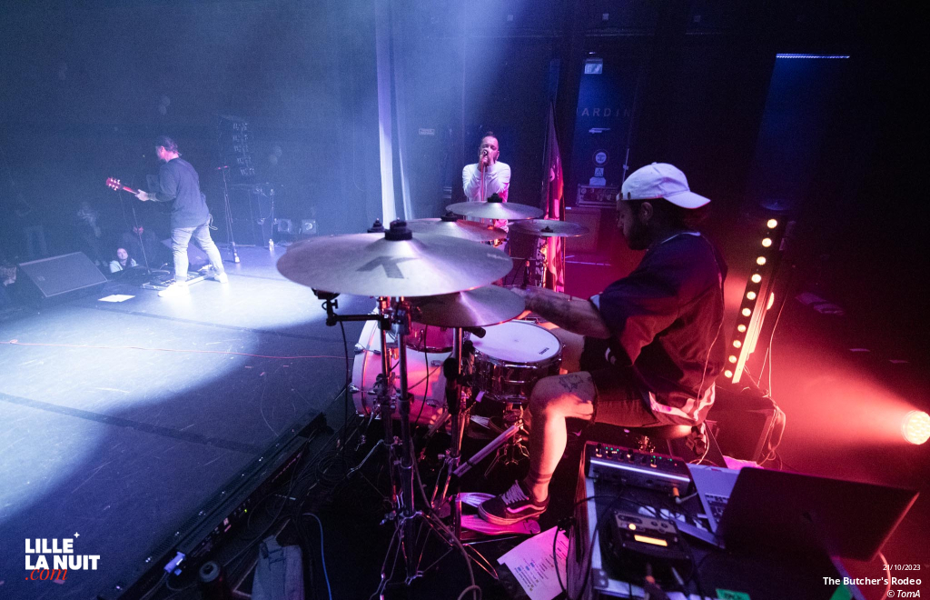 Fighters Night avec Dear Liars + Noise Emission Control + November + The Butcher’s Rodeo à l’espace Gerard Philipe de Wasquehal en live - photo n°39