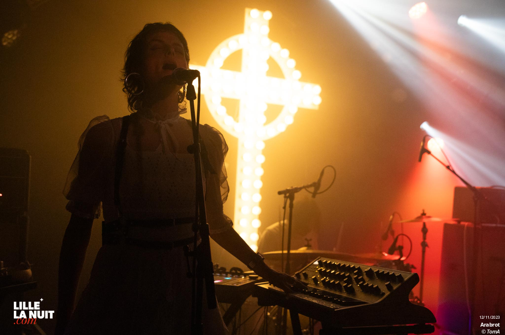 Arabrot + Karin Park + Jaye Jayle au Grand Mix en live - photo n°12