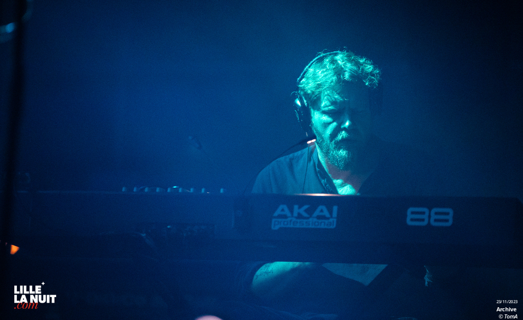 Archive + October Drift à L’Aéronef en live - photo n°25