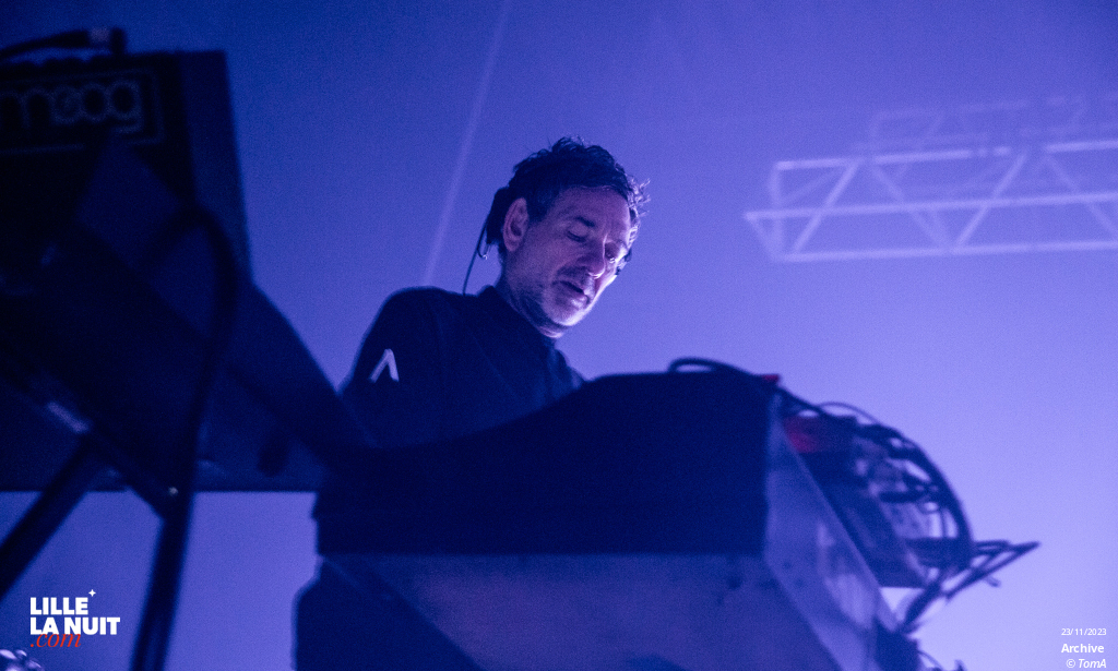 Archive + October Drift à L’Aéronef en live - photo n°30