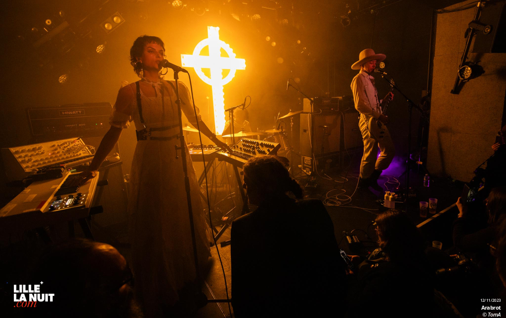 Arabrot + Karin Park + Jaye Jayle au Grand Mix en live - photo n°27