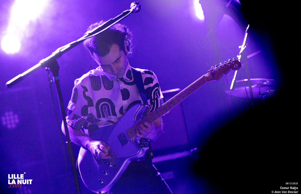 Grand Blanc + Coeur Kaiju + Run! Run! Jump! Punch! à la Ferme d’en Haut en live - photo n°2