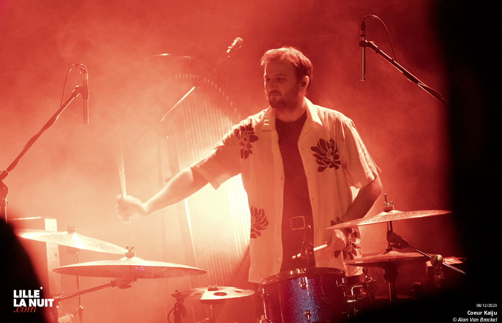 Grand Blanc + Coeur Kaiju + Run! Run! Jump! Punch! à la Ferme d’en Haut en live - photo n°6