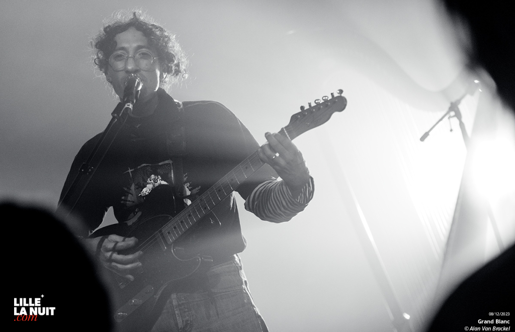 Grand Blanc + Coeur Kaiju + Run! Run! Jump! Punch! à la Ferme d’en Haut en live - photo n°1