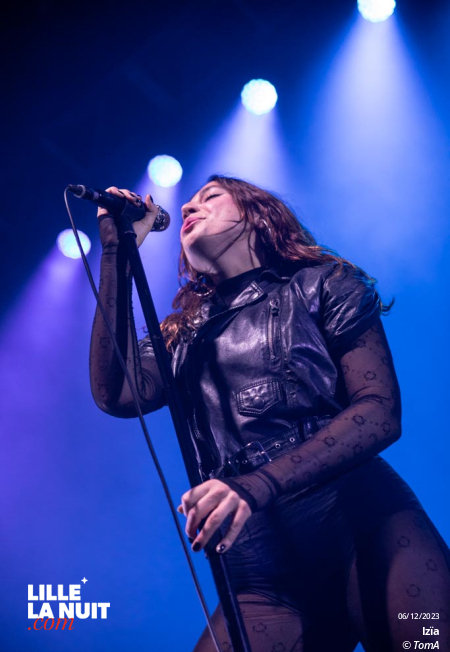 Izïa + Terrier à L’Aéronef en live - photo n°13