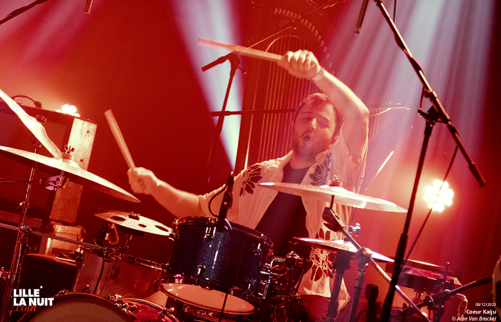 Grand Blanc + Coeur Kaiju + Run! Run! Jump! Punch! à la Ferme d’en Haut en live - photo n°18