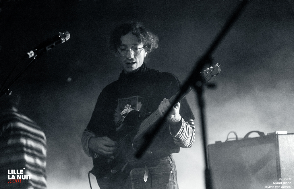 Grand Blanc + Coeur Kaiju + Run! Run! Jump! Punch! à la Ferme d’en Haut en live - photo n°12