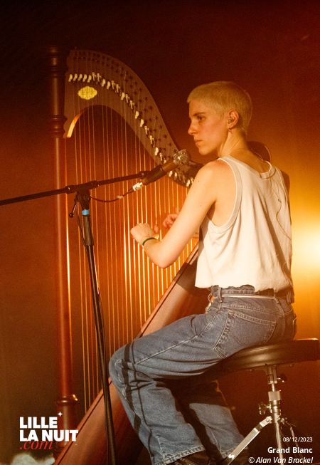 Grand Blanc + Coeur Kaiju + Run! Run! Jump! Punch! à la Ferme d’en Haut en live - photo n°8