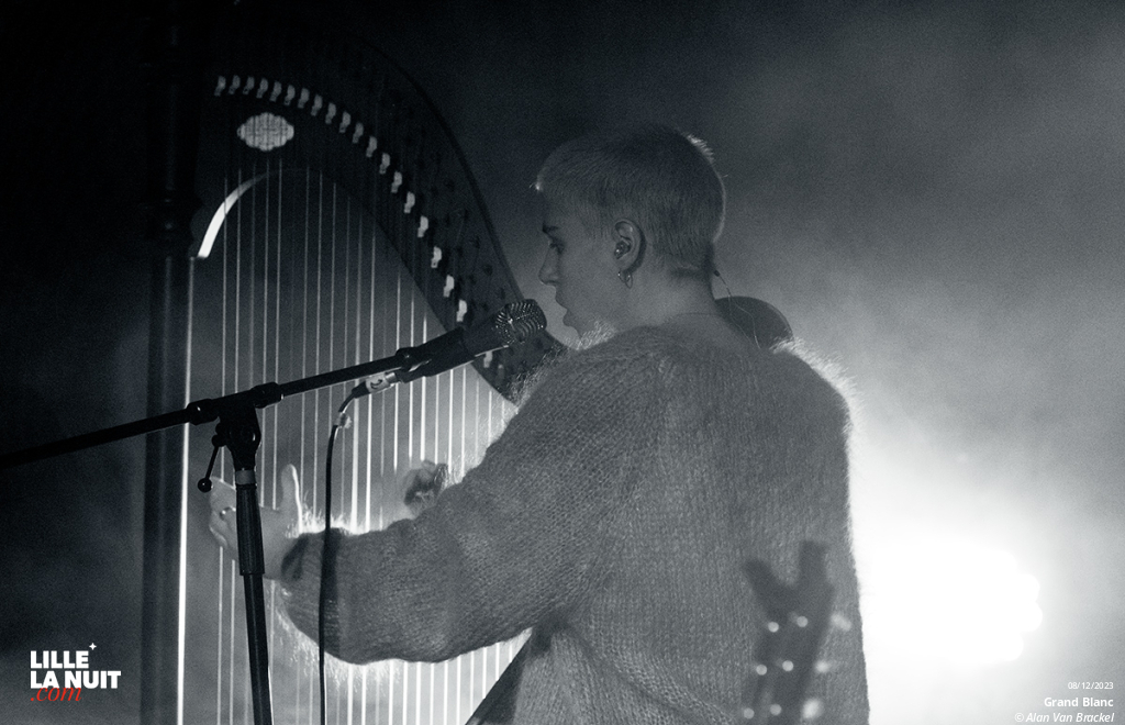 Grand Blanc + Coeur Kaiju + Run! Run! Jump! Punch! à la Ferme d’en Haut en live - photo n°11