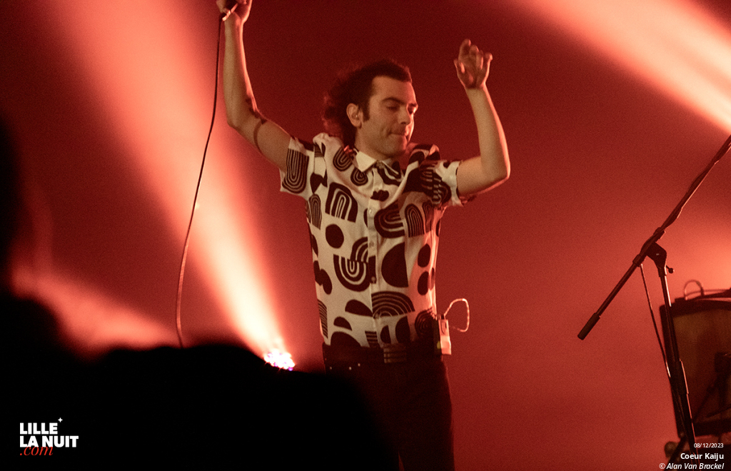 Grand Blanc + Coeur Kaiju + Run! Run! Jump! Punch! à la Ferme d’en Haut en live - photo n°12