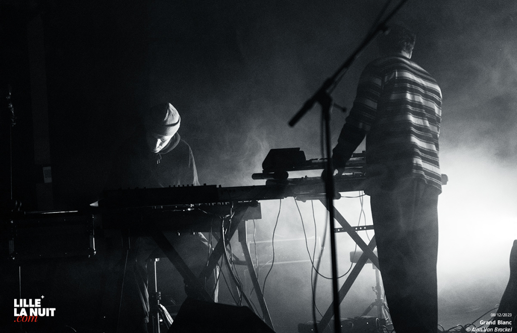 Grand Blanc + Coeur Kaiju + Run! Run! Jump! Punch! à la Ferme d’en Haut en live - photo n°13