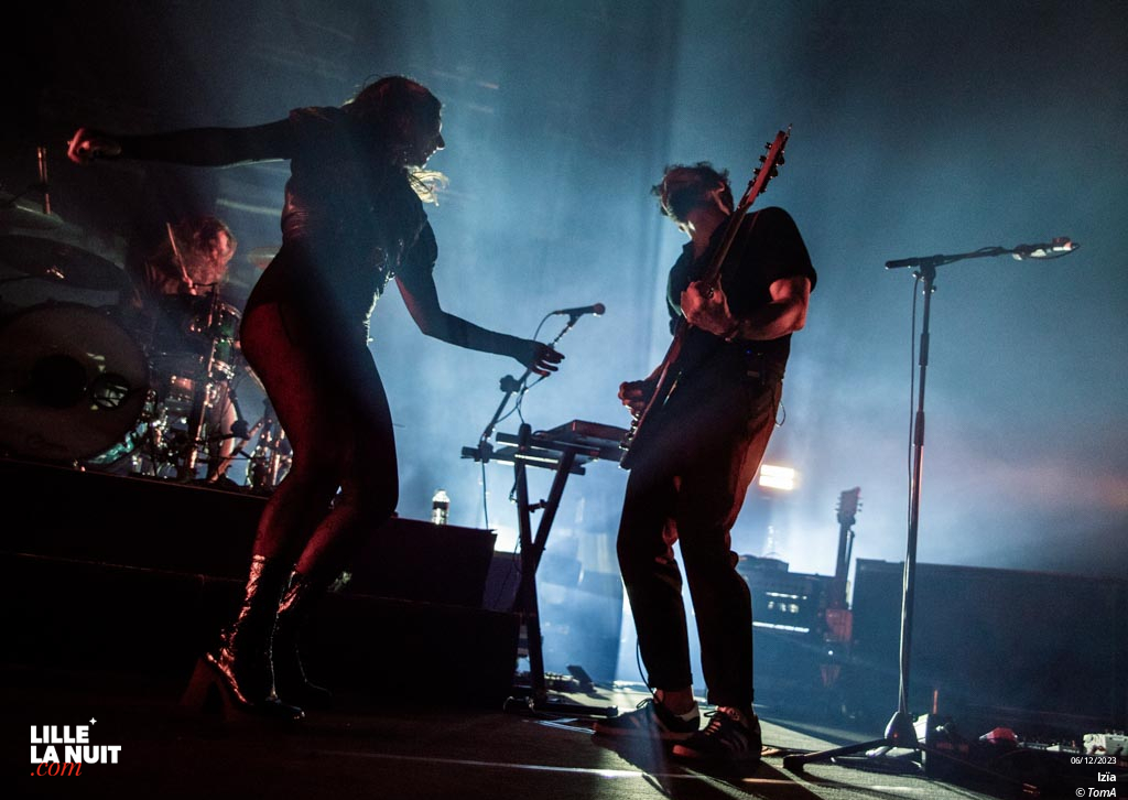 Izïa + Terrier à L’Aéronef en live - photo n°3