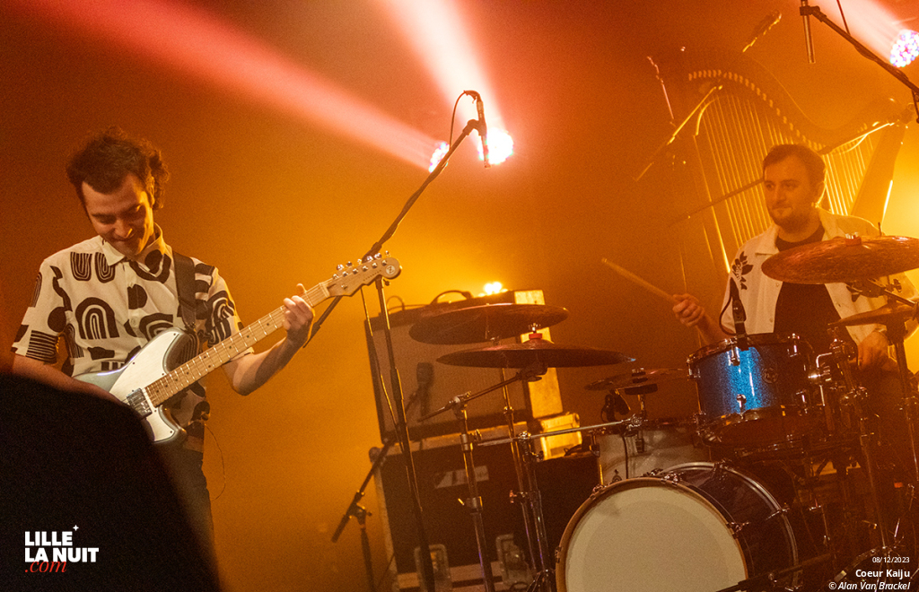 Grand Blanc + Coeur Kaiju + Run! Run! Jump! Punch! à la Ferme d’en Haut en live - photo n°10