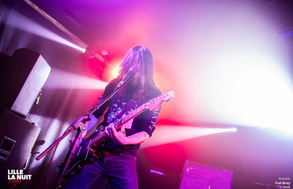 Fall Of Messiah + Knoll + Frail Body à la Brat Cave en live - photo n°8