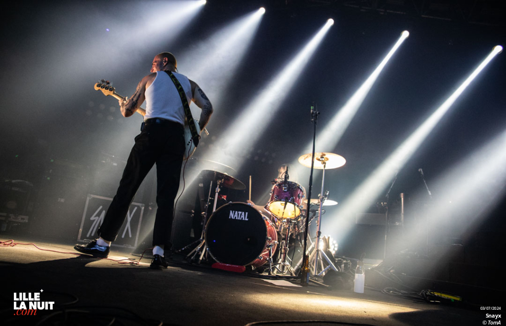 Royal Blood + Snayx à l’Aéronef en live - photo n°12