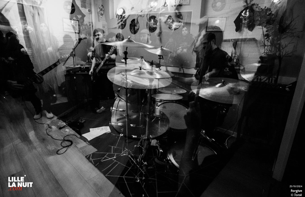 Forgive + November au Gramophone Cambrai en live - photo n°8