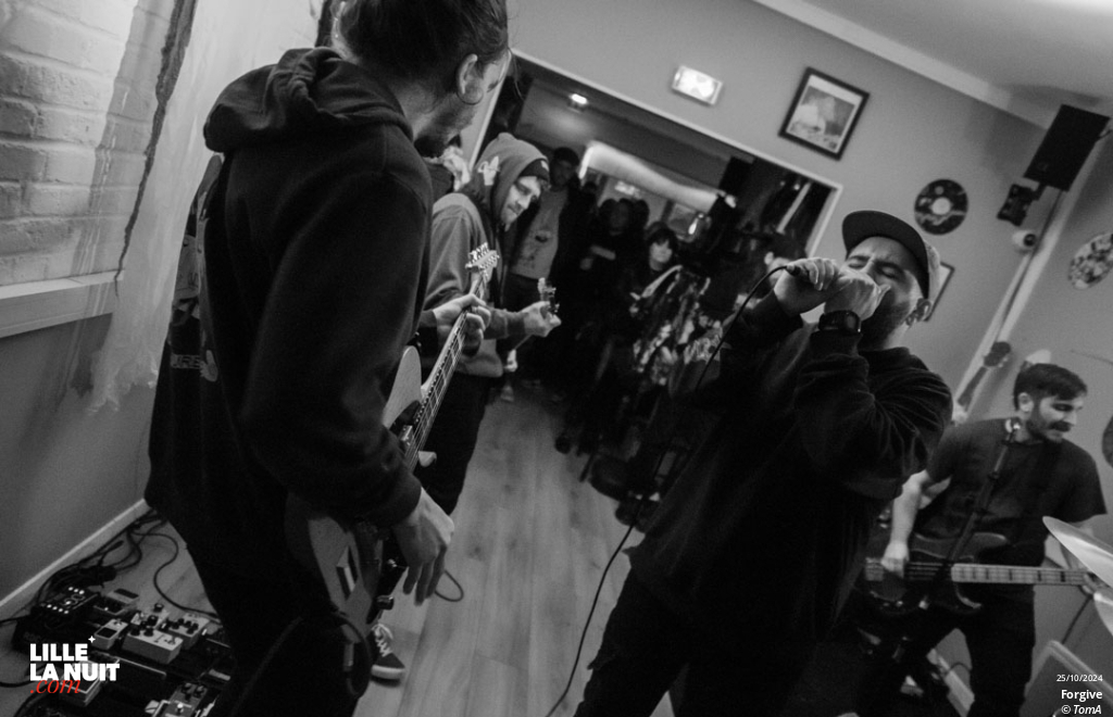 Forgive + November au Gramophone Cambrai en live - photo n°1
