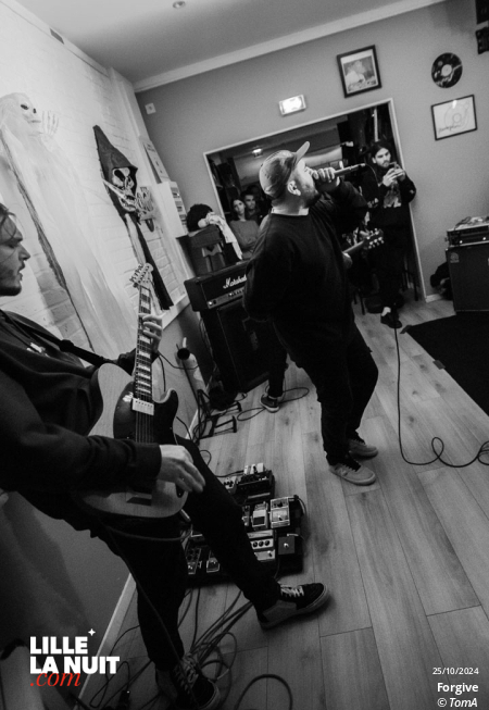 Forgive + November au Gramophone Cambrai en live - photo n°35