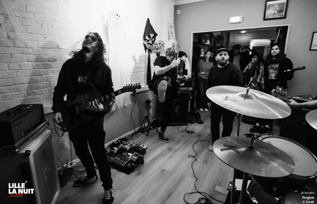 Forgive + November au Gramophone Cambrai en live - photo n°5