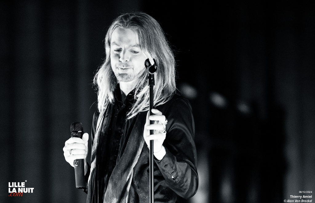 Thierry Amiel en piano-voix à la cathédrale Notre-Dame de La Treille en live - photo n°7